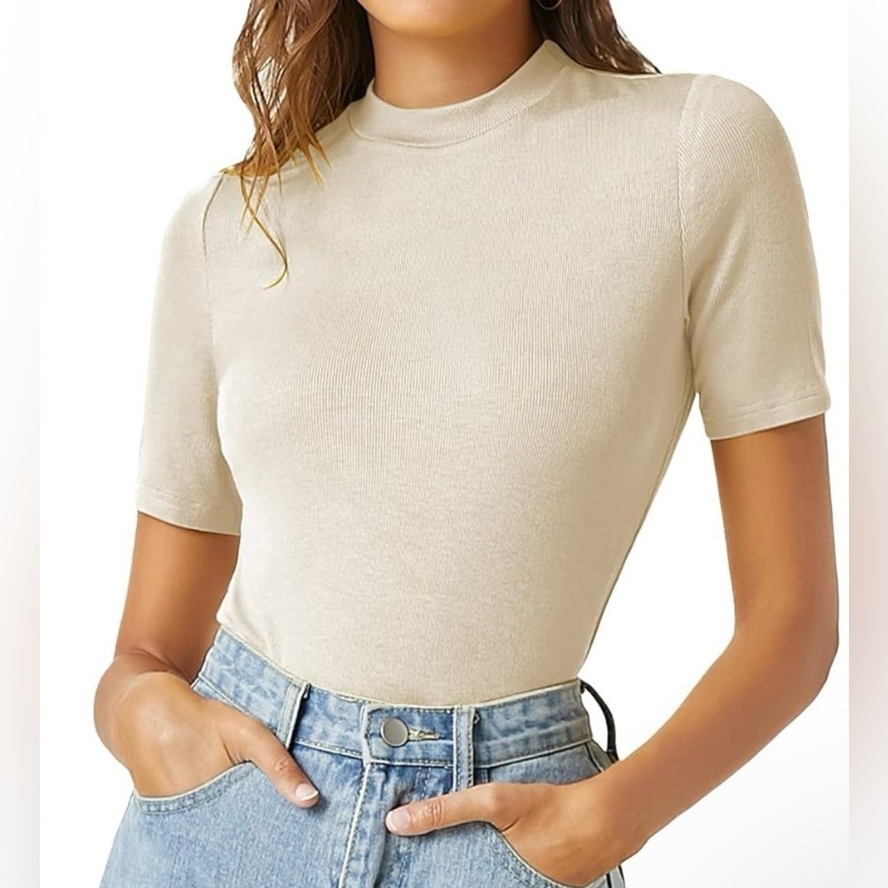 NWT Women’s casual mock neck rib tee - size XL